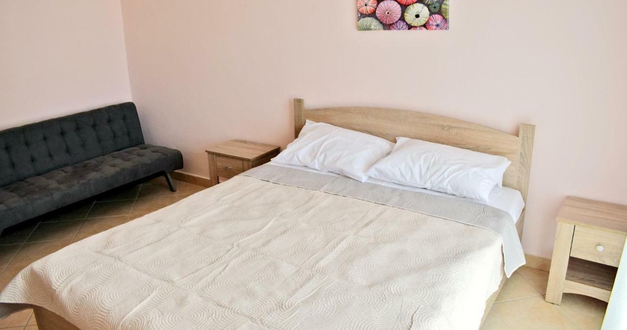 Villa Lily Skala Rachoni  ภายนอก รูปภาพ